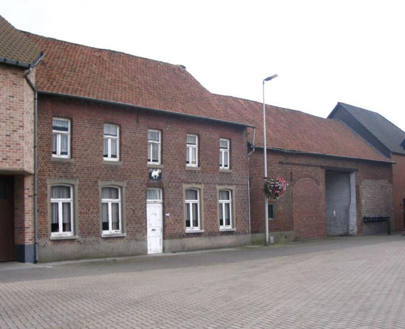 Het Zonnetje -Vakantiewoning En Bed And Breakfast Dilsen-Stokkem Buitenkant foto